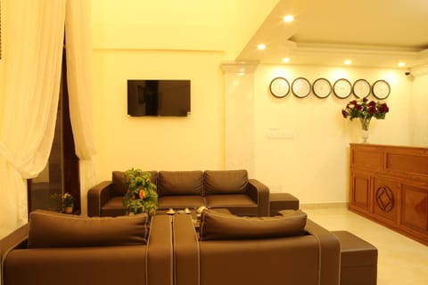 Communal lounge/ TV room, Lobby or reception