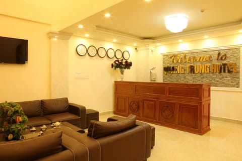 Communal lounge/ TV room, Lobby or reception