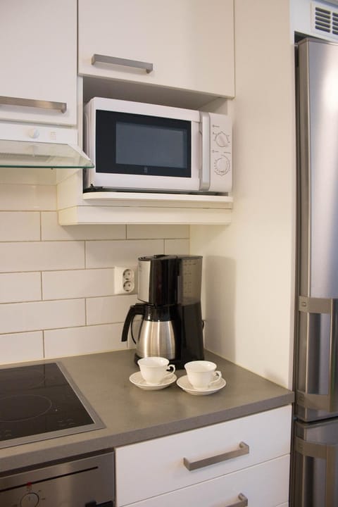 Coffee/tea facilities, Kitchen or kitchenette, microwave