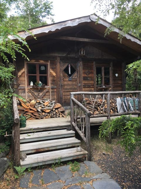 Patio, Facade/entrance