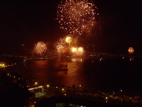 Excelente Vista a la Bahía de Valparaíso Condo in Valparaiso