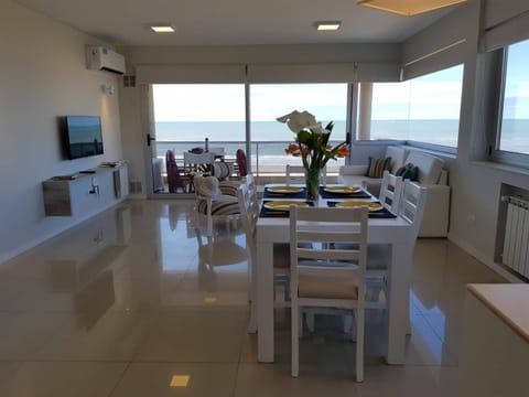 108 y El Mar - Hotel Tejas Rojas Appartamento in Villa Gesell