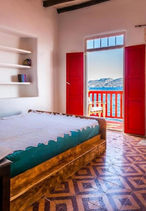 Photo of the whole room, Bedroom, Sea view