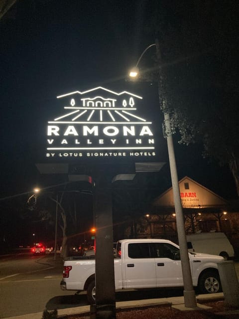 Ramona Valley Inn Motel in Ramona