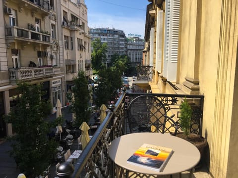 Lella Apartment - Pedestrian zone & Charming balcony Appartamento in Belgrade