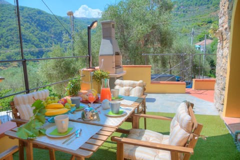 BBQ facilities, Balcony/Terrace