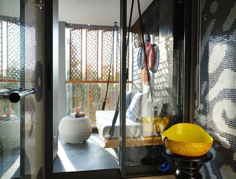 Bathroom, Balcony/Terrace