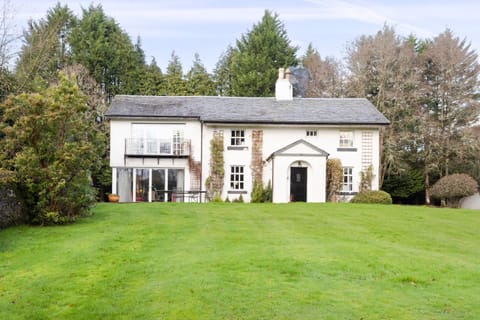 Property building, Garden, Garden view