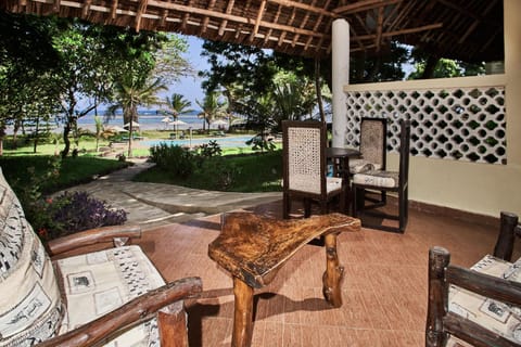 Day, Balcony/Terrace, Seating area, Sea view