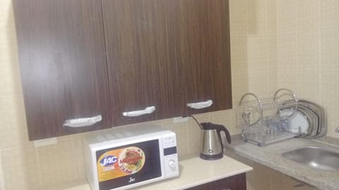 Coffee/tea facilities, Kitchen or kitchenette