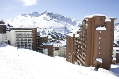 Natural landscape, Winter, Skiing