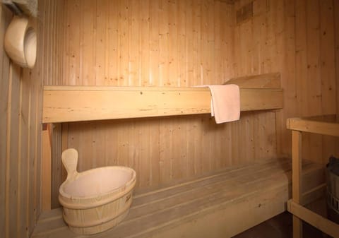 Sauna, Bathroom