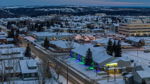 Property building, Night, Neighbourhood, Bird's eye view, Winter, Street view, Location