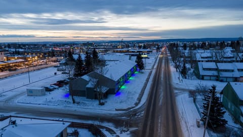 Day, Neighbourhood, Natural landscape, Bird's eye view, Winter, Street view, Location