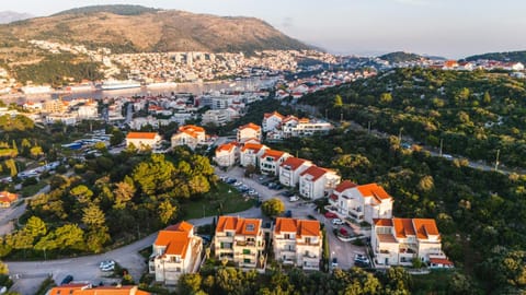 Property building, Neighbourhood, Natural landscape, Street view, Location