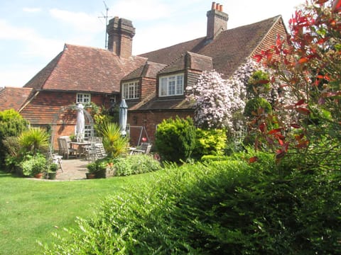 Clayton Wickham Farmhouse Bed and Breakfast in Mid Sussex District