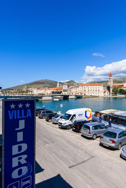 Villa Jidro Apartment hotel in Trogir