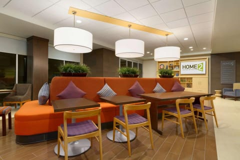 Home2 Suites By Hilton Glendale Westgate Hotel in Glendale