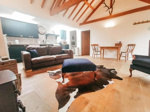 7 Grove Farm Barns House in North Norfolk District