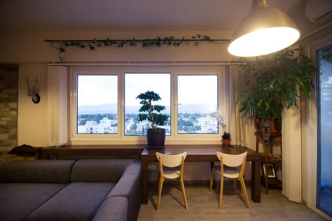 Living room, Decorative detail, Seating area, City view, City view, Landmark view, Landmark view, Mountain view, Mountain view