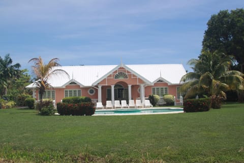 Villa Sans-Souci Chalet in Western Tobago