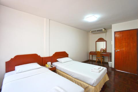 Pattaya Park Beach Resort Hotel in Pattaya City