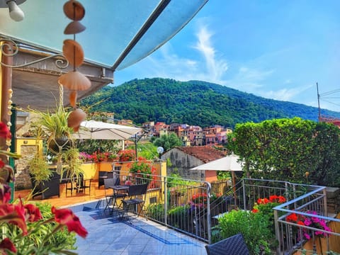 Patio, Natural landscape, View (from property/room), Balcony/Terrace, Mountain view