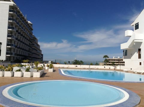Apartment next to 3 excellent Beaches Costa Adeje Condominio in Costa Adeje