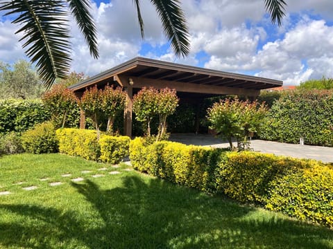 Chiaro di Luna dependance Apartment in Province of Massa and Carrara