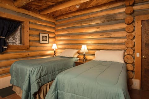 Denton Cabin Haus in Taos Ski Valley