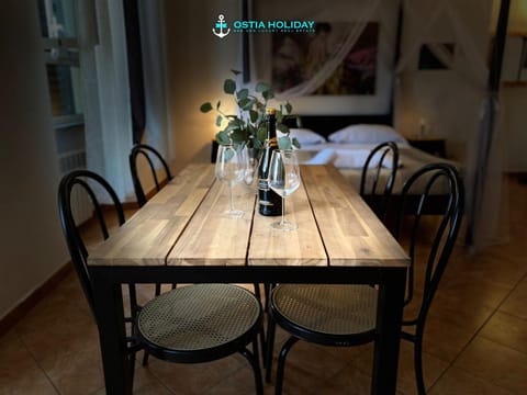 Dining area, Bedroom