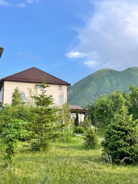 Property building, Spring, Day, Natural landscape, Mountain view