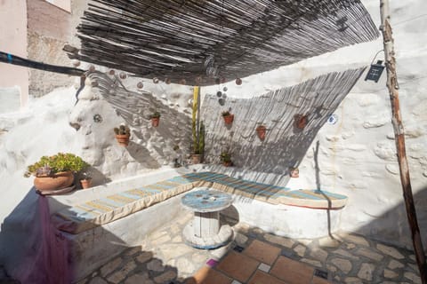 Casa Cueva Muntasal Nature lodge in Monachil