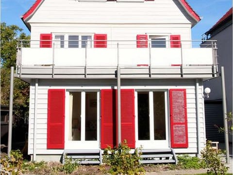 Property building, Facade/entrance