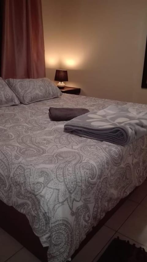 Beulahland Guesthouse Bed and Breakfast in Cape Town