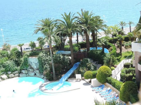 Cannes Front Beach Pools Apartment Copropriété in Cannes