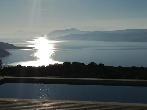 Pool view, Sea view