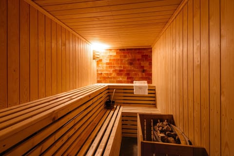 Sauna, Spa and wellness centre/facilities