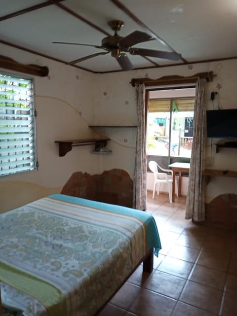 Bed, Photo of the whole room, Decorative detail, Bedroom