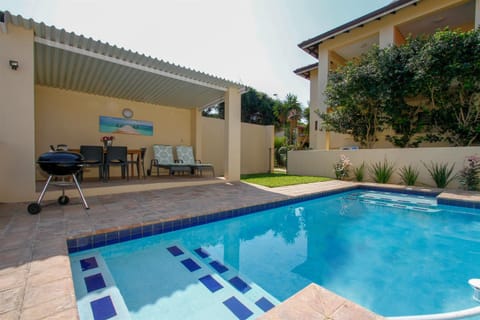 Casa Ridge Self-catering Bed and Breakfast in Umhlanga