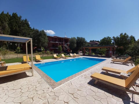 Day, Pool view, Swimming pool, sunbed