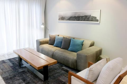 Granger Luxury Suites by Totalstay Condo in Cape Town