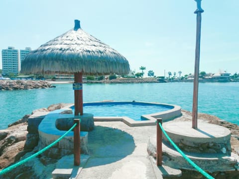 Acogedor departamento con playa privada Condominio in Santa Elena Province