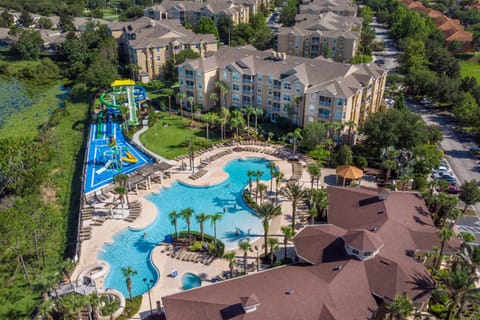 Windsor Hills Resort! 2 Miles to Disney! 6 Bedroom with Private Pool & Spa Maison in Windsor Hills