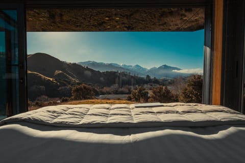 Natural landscape, Bedroom, Autumn, On site