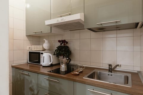 Coffee/tea facilities, Kitchen or kitchenette