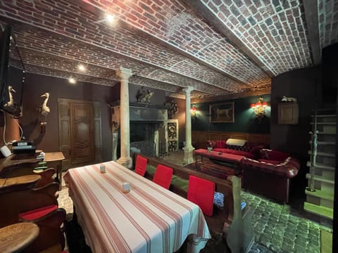 Les Confidences de Messire Sanglier, stylished guest houses Country House in Wallonia, Belgium