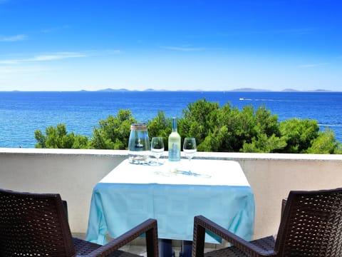 View (from property/room), Balcony/Terrace, Sea view