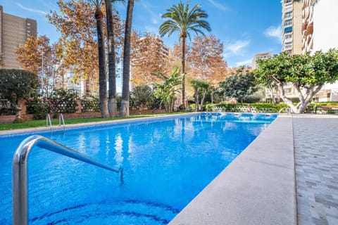Property building, Day, Pool view, Swimming pool