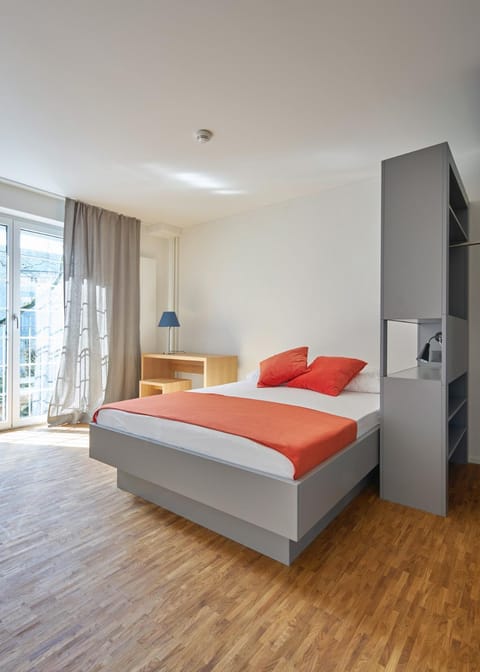 Josephine's Guesthouse - ! WOMEN ONLY ! Bed and Breakfast in Zurich City